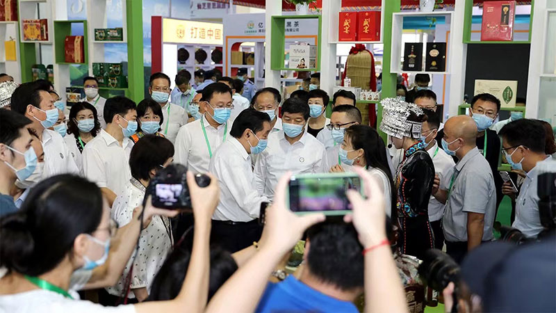 公司參加第六屆世界硒都(恩施)硒產(chǎn)品博覽交易會(huì) 湖北恒貿(mào)茶油有限公司